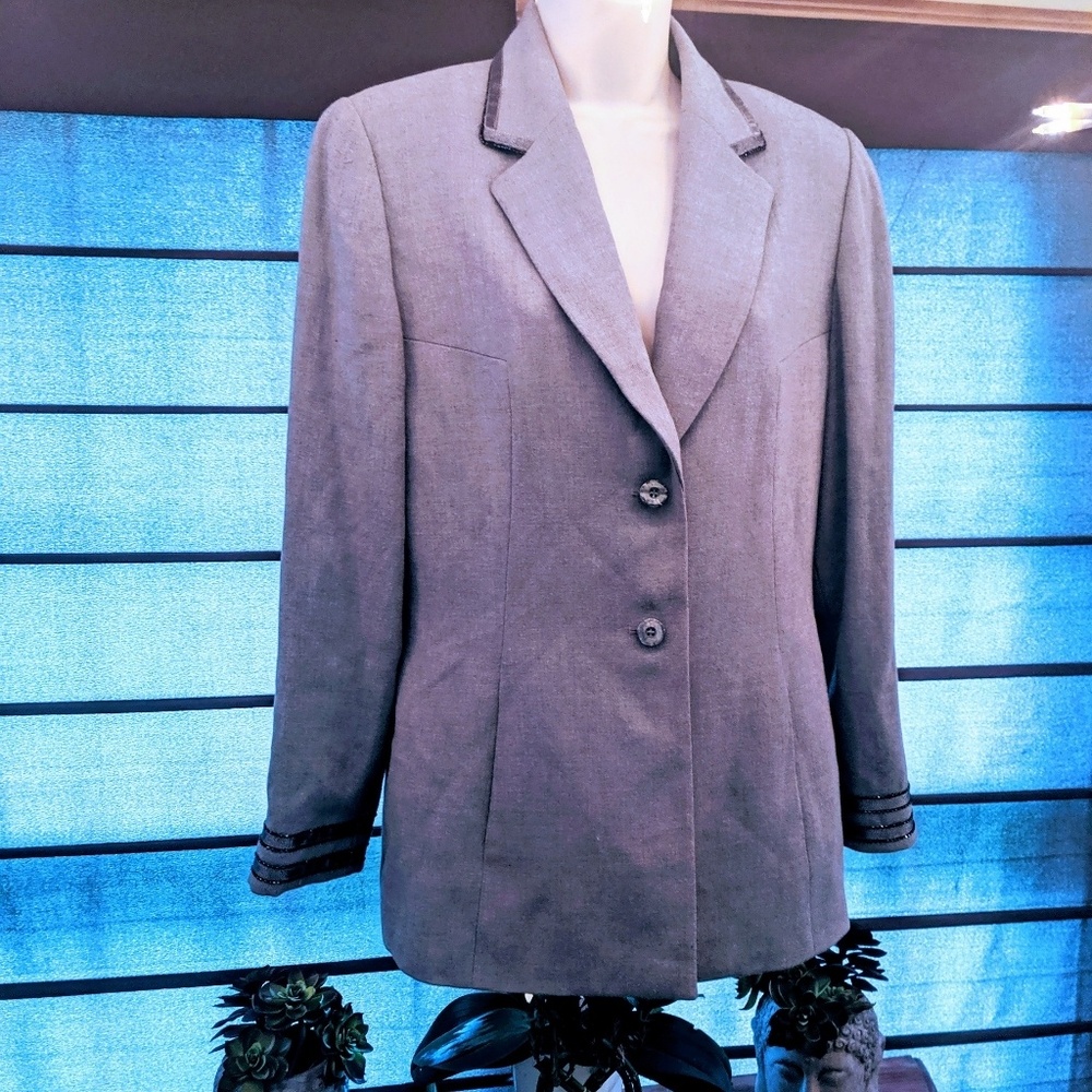 Casper brand grey suit jacket women's size 8